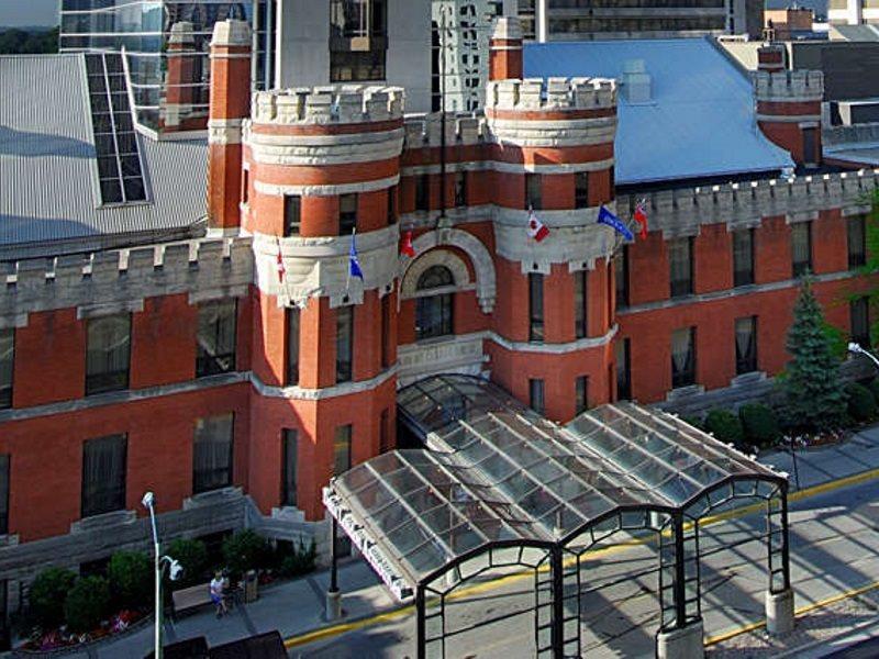 Delta Hotels By Marriott London Armouries Eksteriør bilde